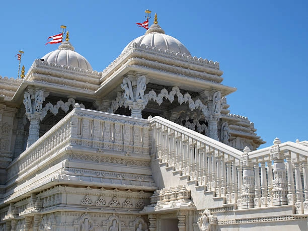 Hundreds Attend The Abu Dhabi Hindu Temple's Sacred Fire Ceremony 