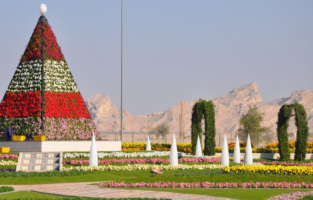 Al Ain Attracts Tourists As It Modernises City Roads- Preserves Historic Landmarks