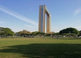 DUBAI FRAME