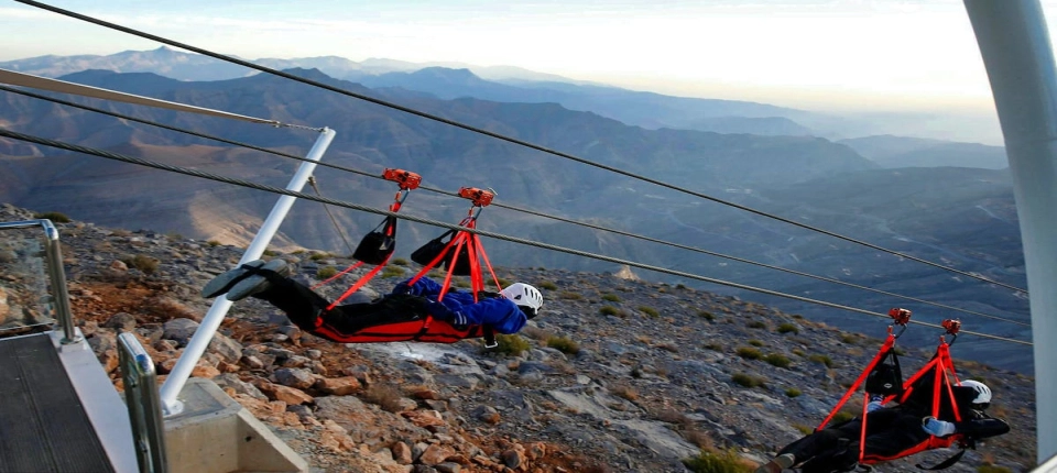 JEBEL_JAIS_ZIPLINE_FROM_DUBAI
